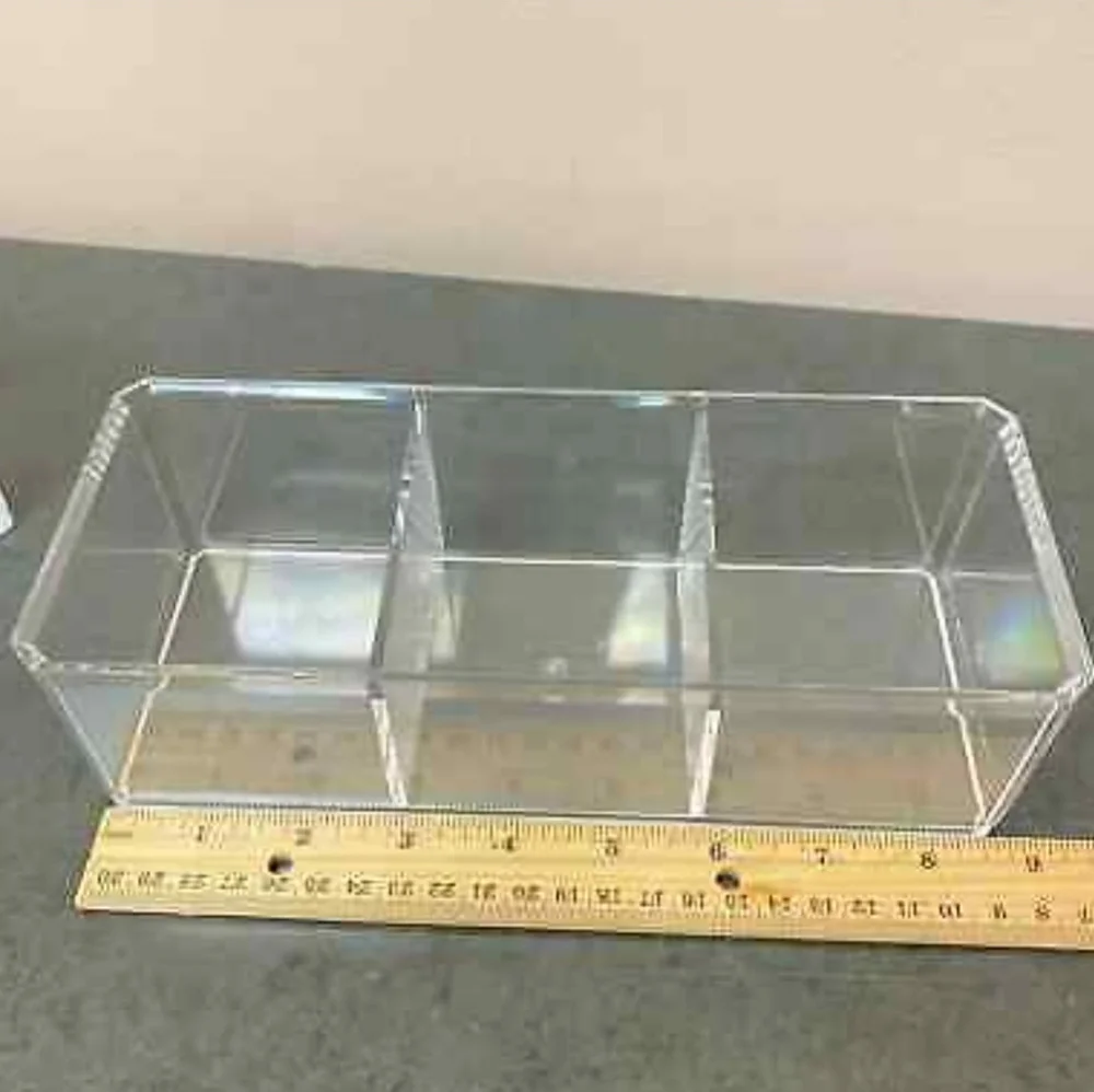 3 compartments storage